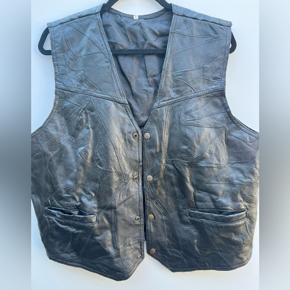 Leather Motorcycle Vest - Picture 8 of 8